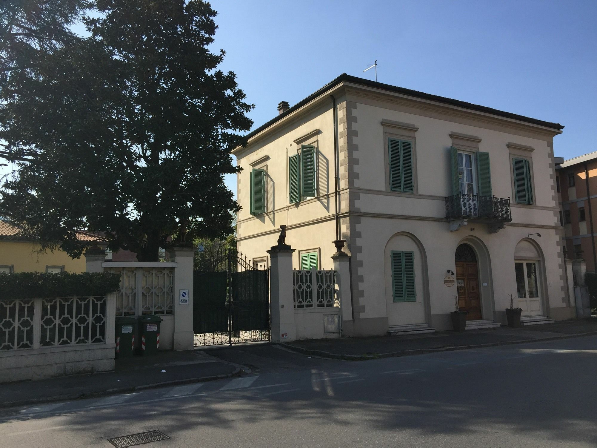 Bed and breakfast Lucca Relais Extérieur photo